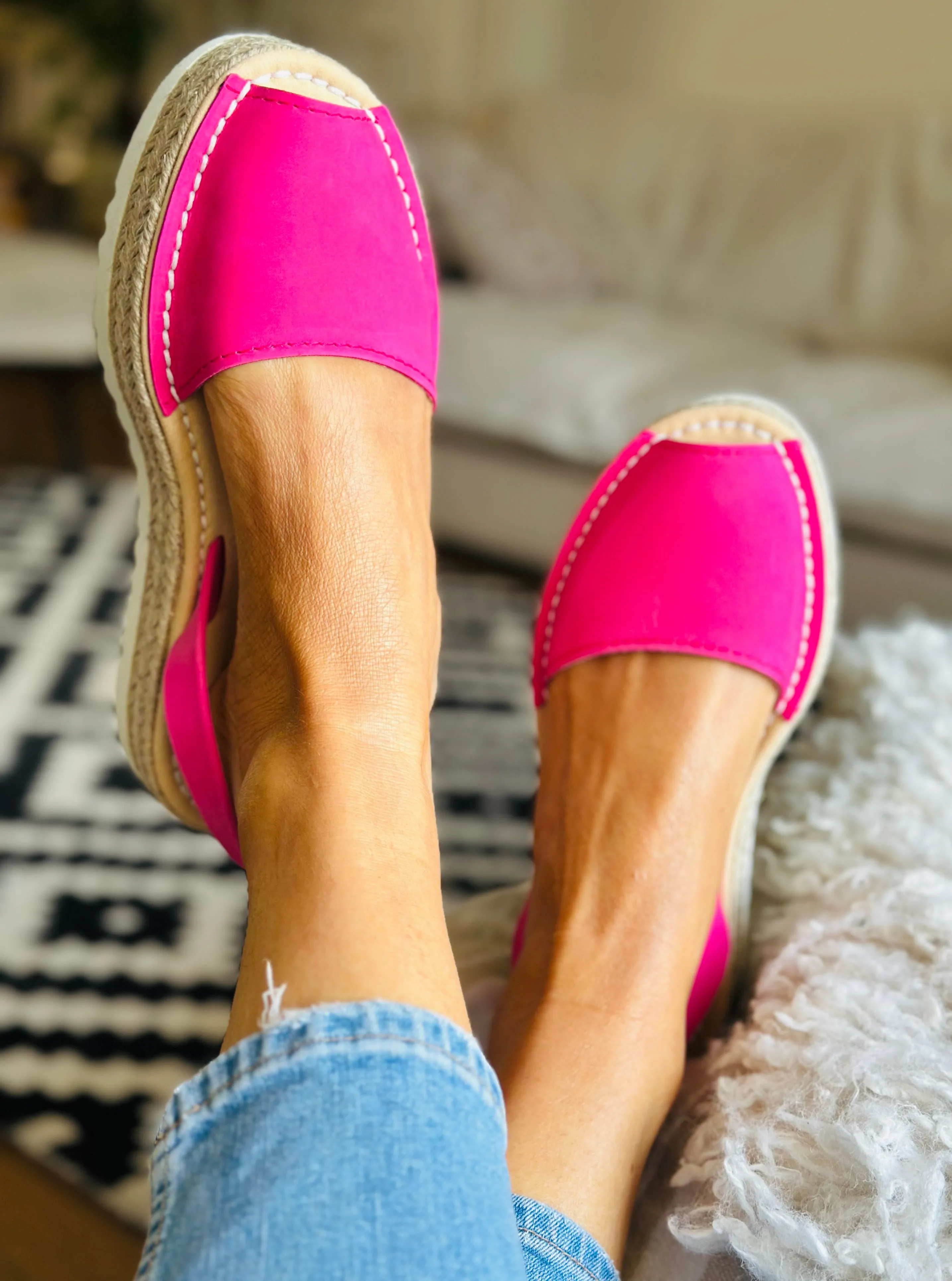 Pretty in Pink Lowforms