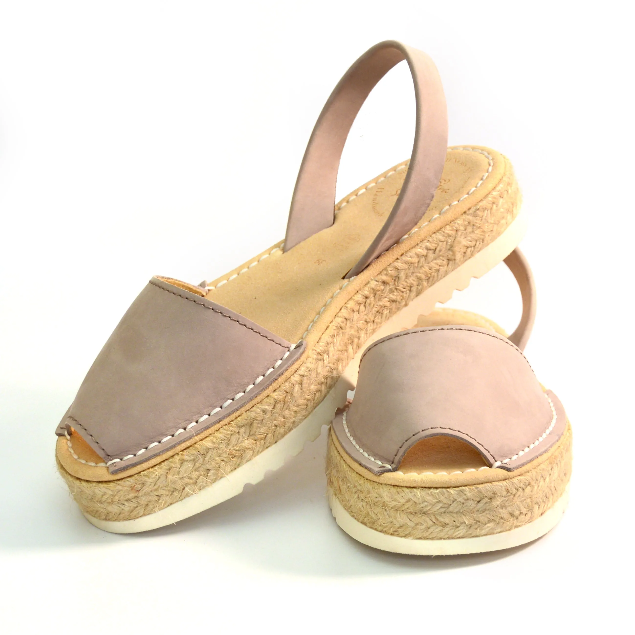 Sienna Lowforms